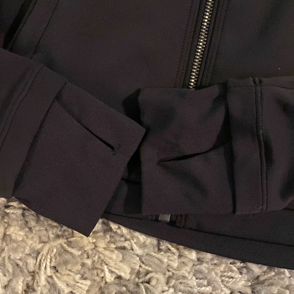 Lululemon Full Zip Jacket - Picture 2 of 5